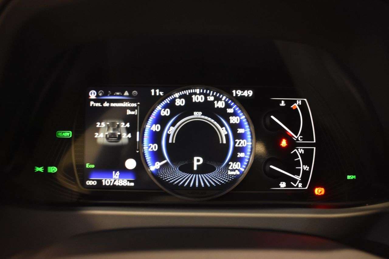 LEXUS UX en Minoautos