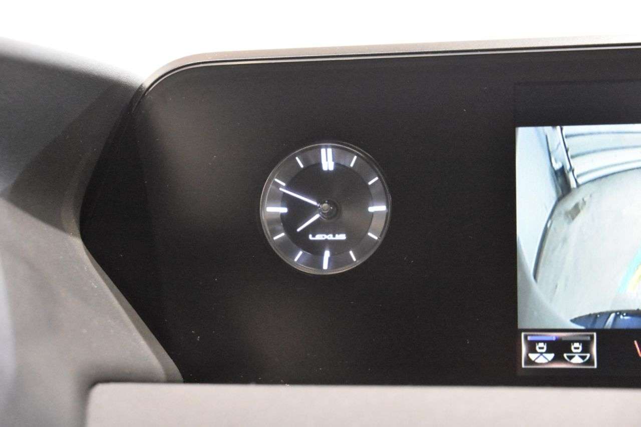 LEXUS UX en Minoautos