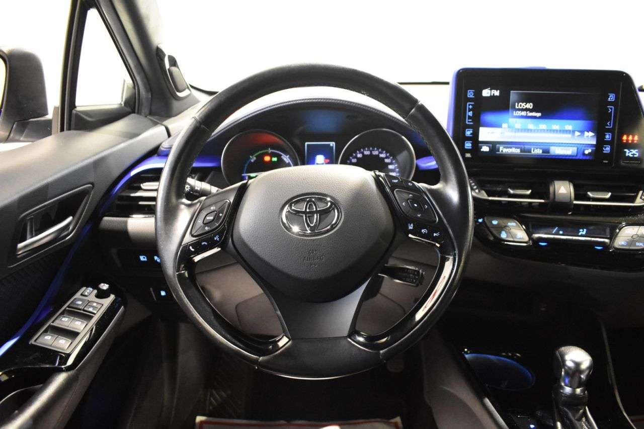 TOYOTA C-HR en Minoautos