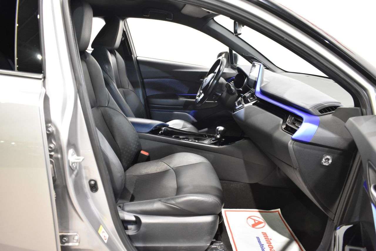 TOYOTA C-HR en Minoautos