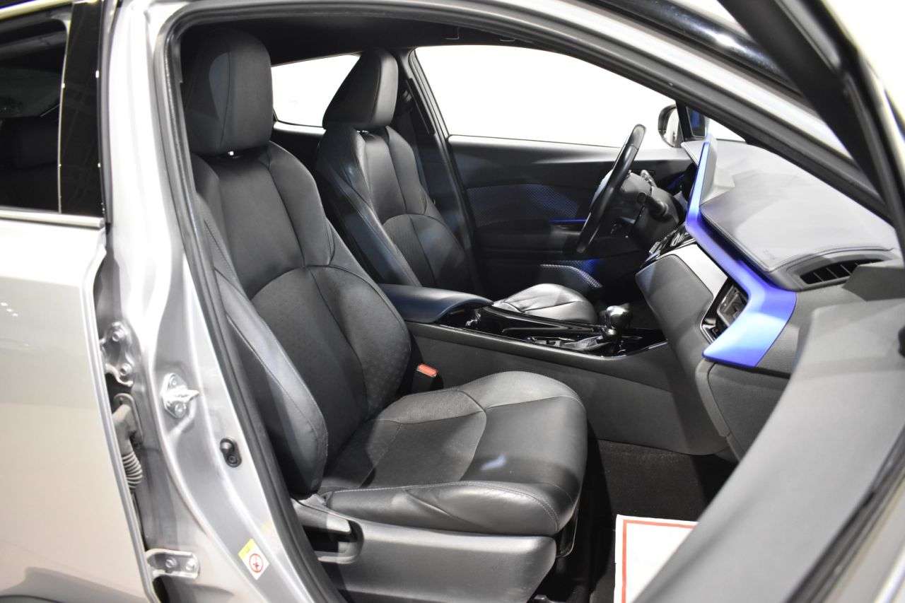 TOYOTA C-HR en Minoautos