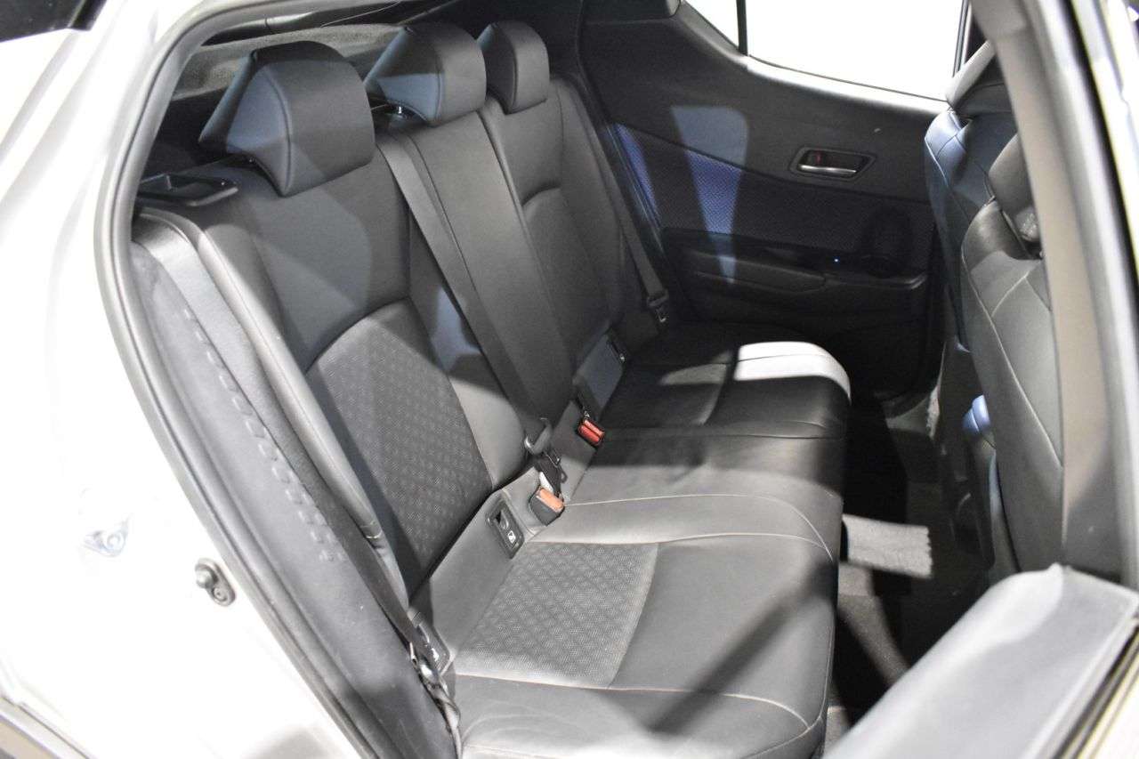 TOYOTA C-HR en Minoautos