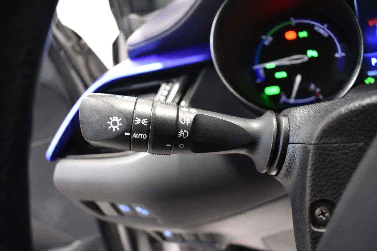 TOYOTA C-HR en Minoautos