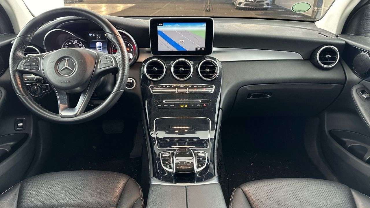 MERCEDES-BENZ GLC COUP� en Minoautos