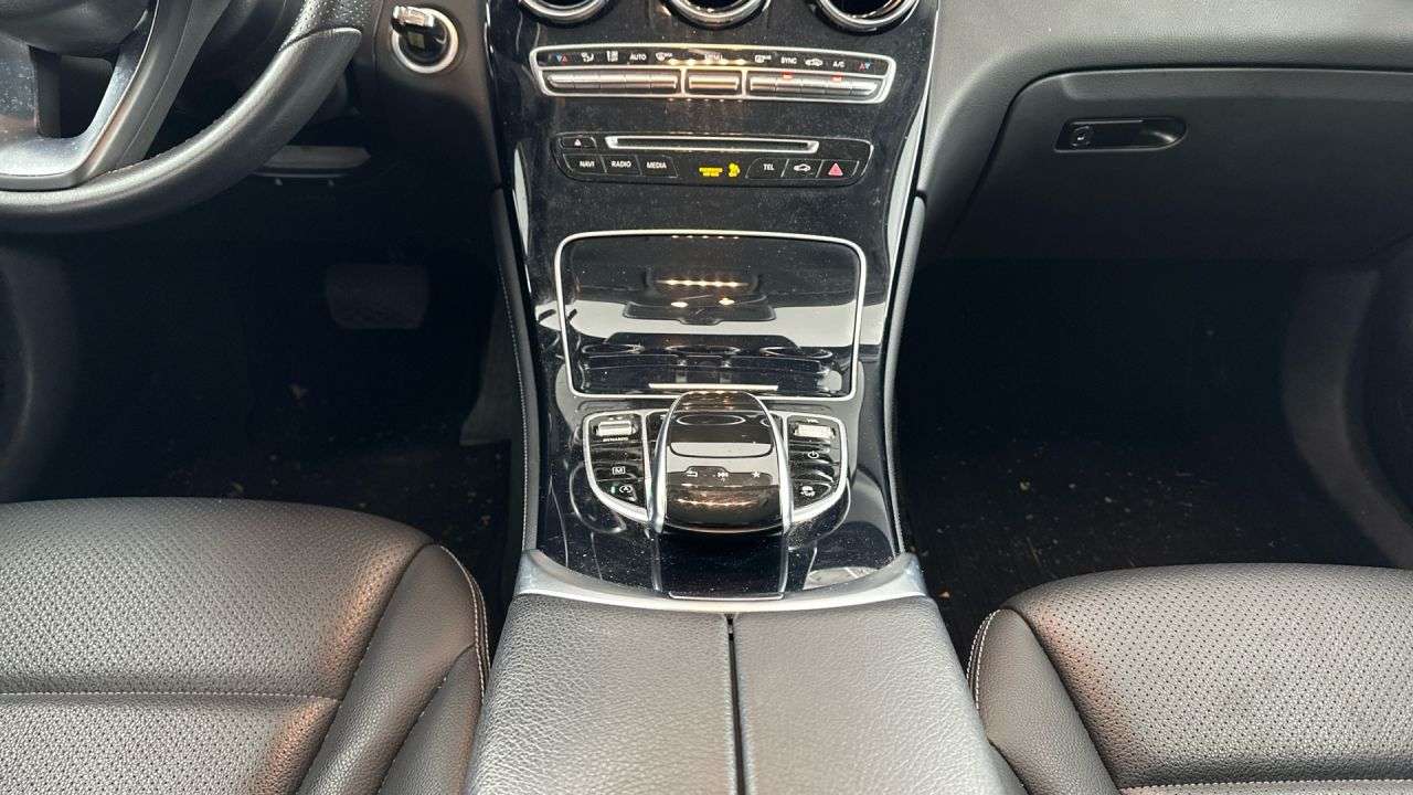 MERCEDES-BENZ GLC COUP� en Minoautos