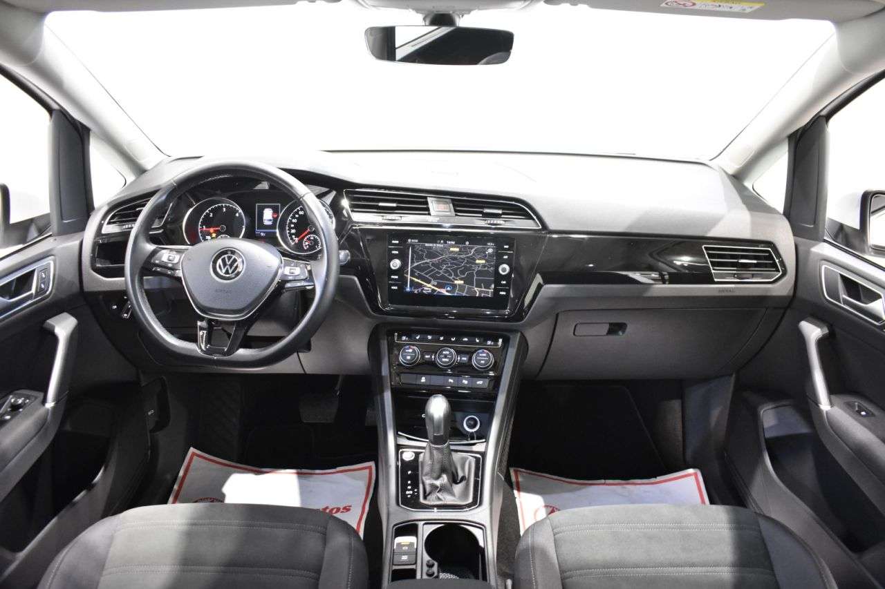 VW TOURAN en Minoautos