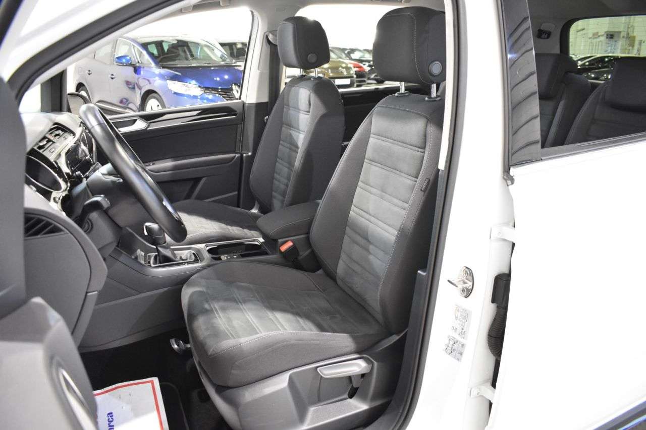 VW TOURAN en Minoautos