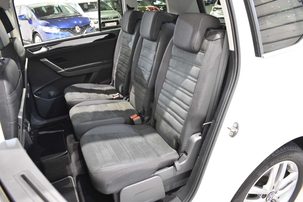 VW TOURAN en Minoautos