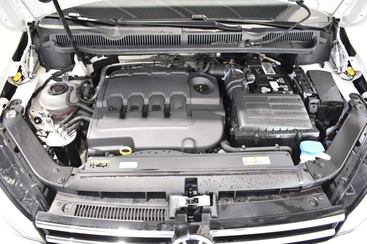 VW TOURAN en Minoautos