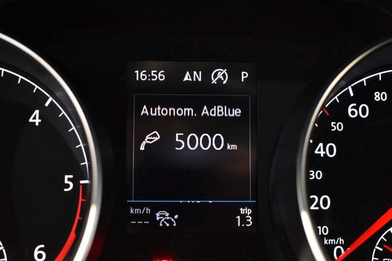 VW TOURAN en Minoautos