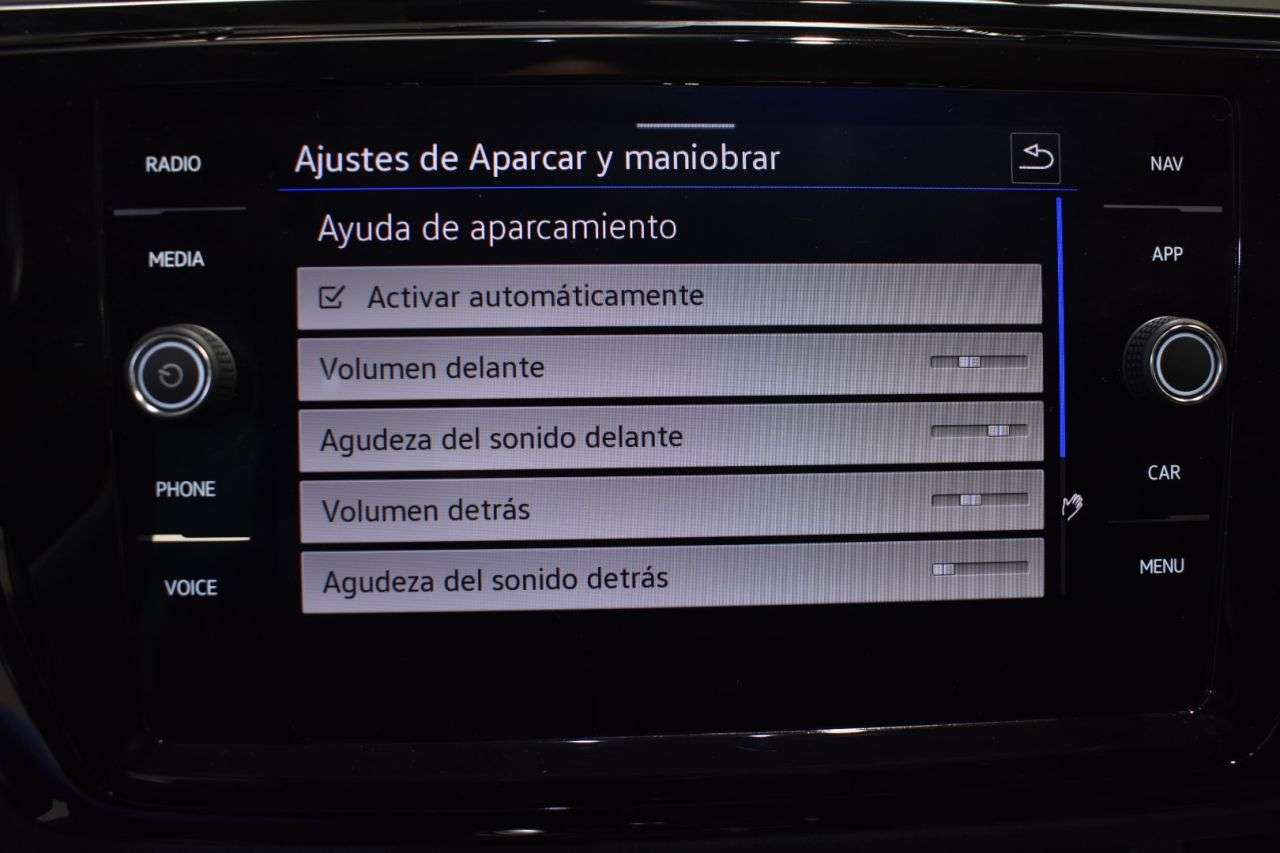 VW TOURAN en Minoautos