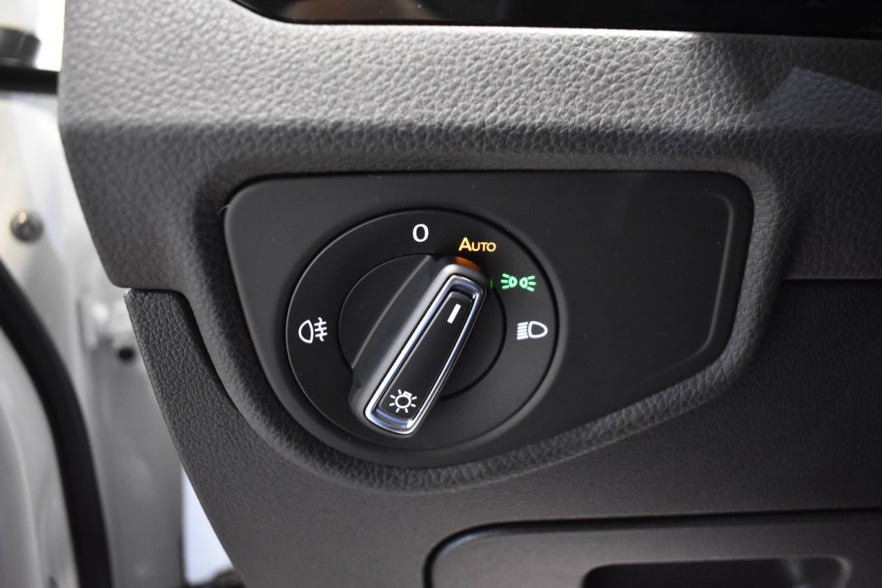 VW TOURAN en Minoautos