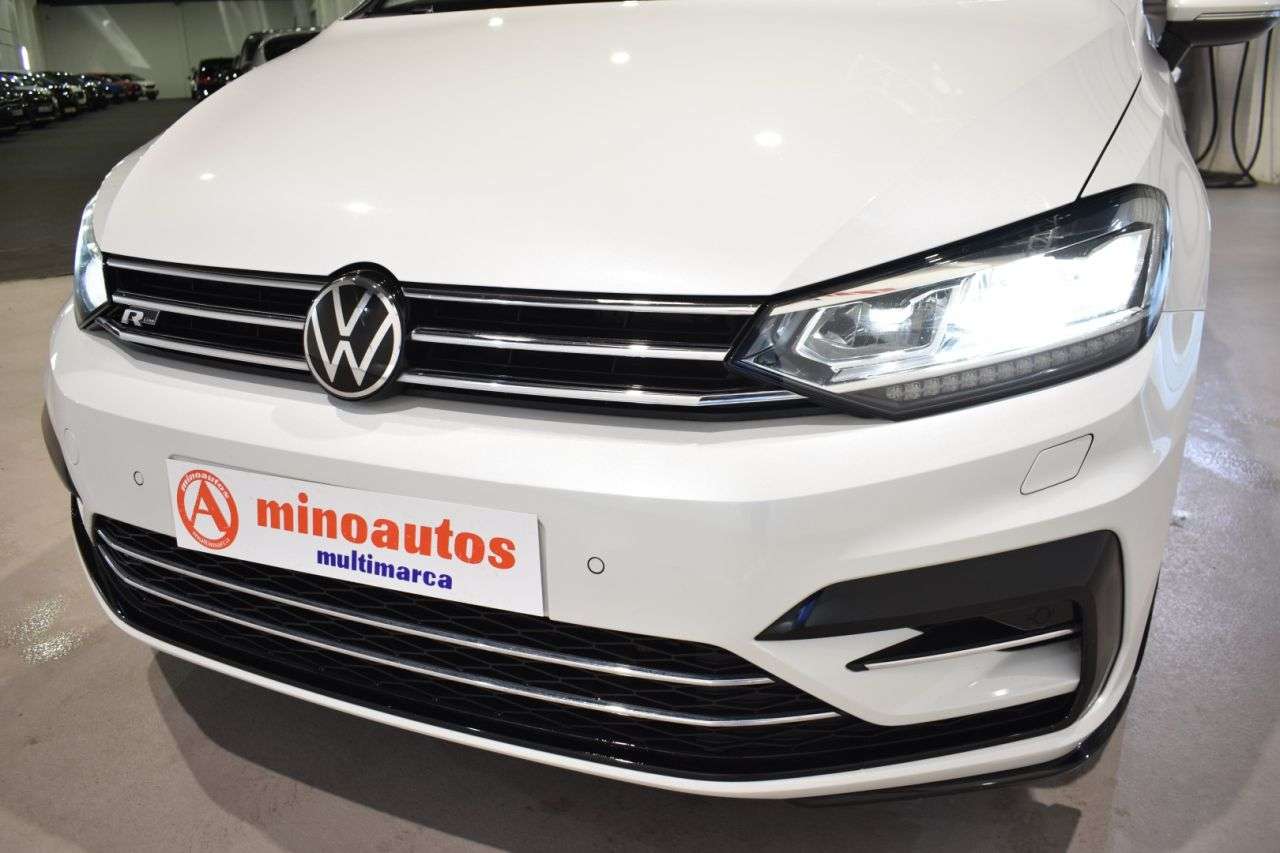 VW TOURAN en Minoautos