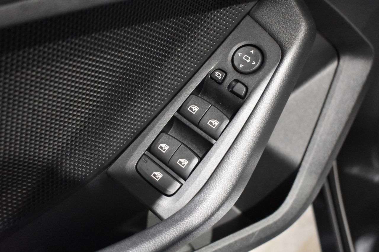 BMW SERIE 1 en Minoautos