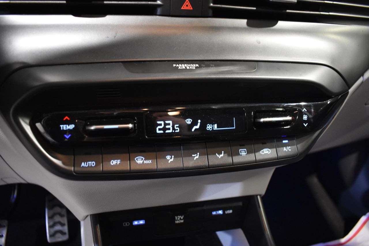 HYUNDAI BAYON en Minoautos