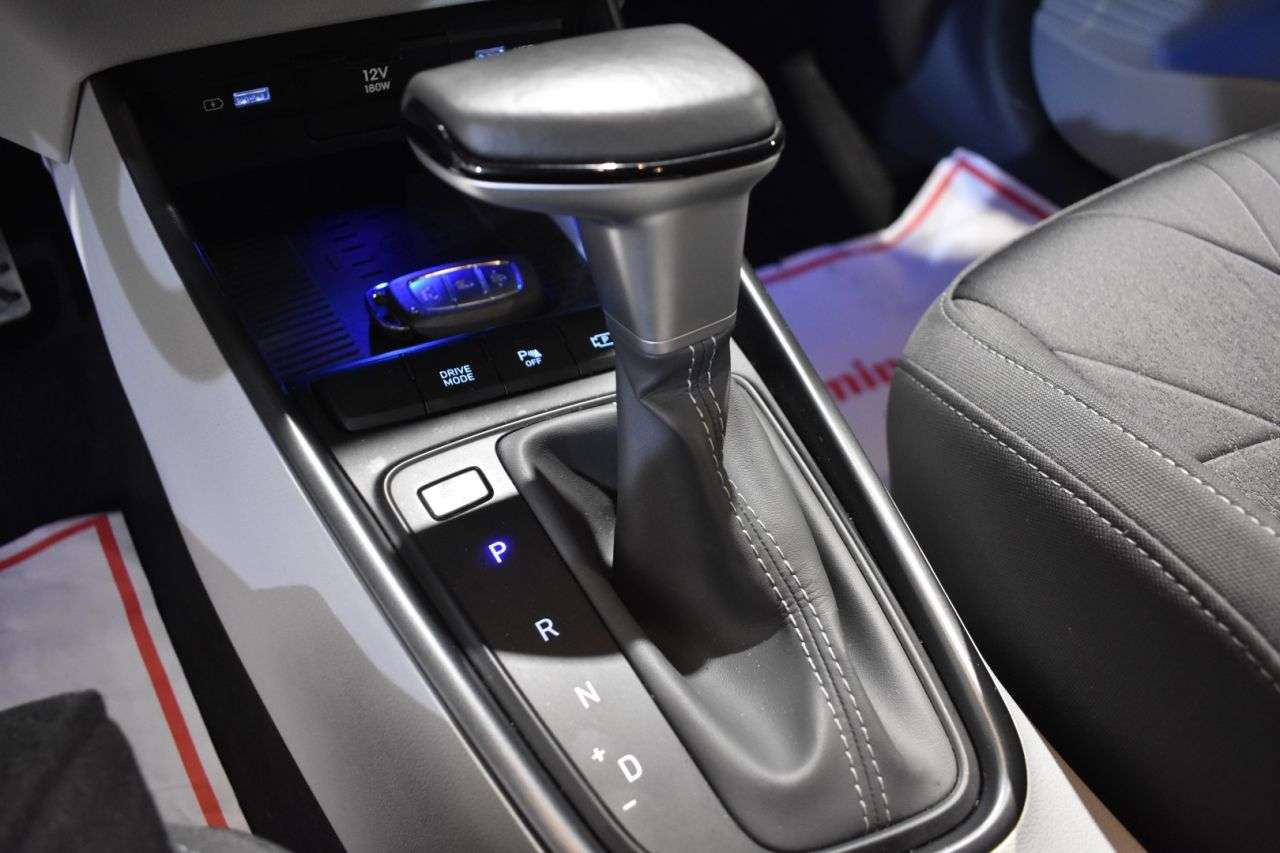 HYUNDAI BAYON en Minoautos