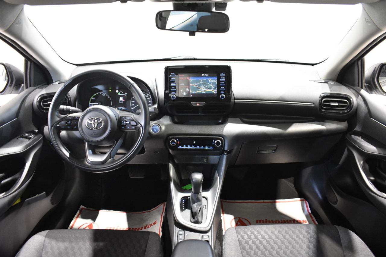 TOYOTA YARIS en Minoautos
