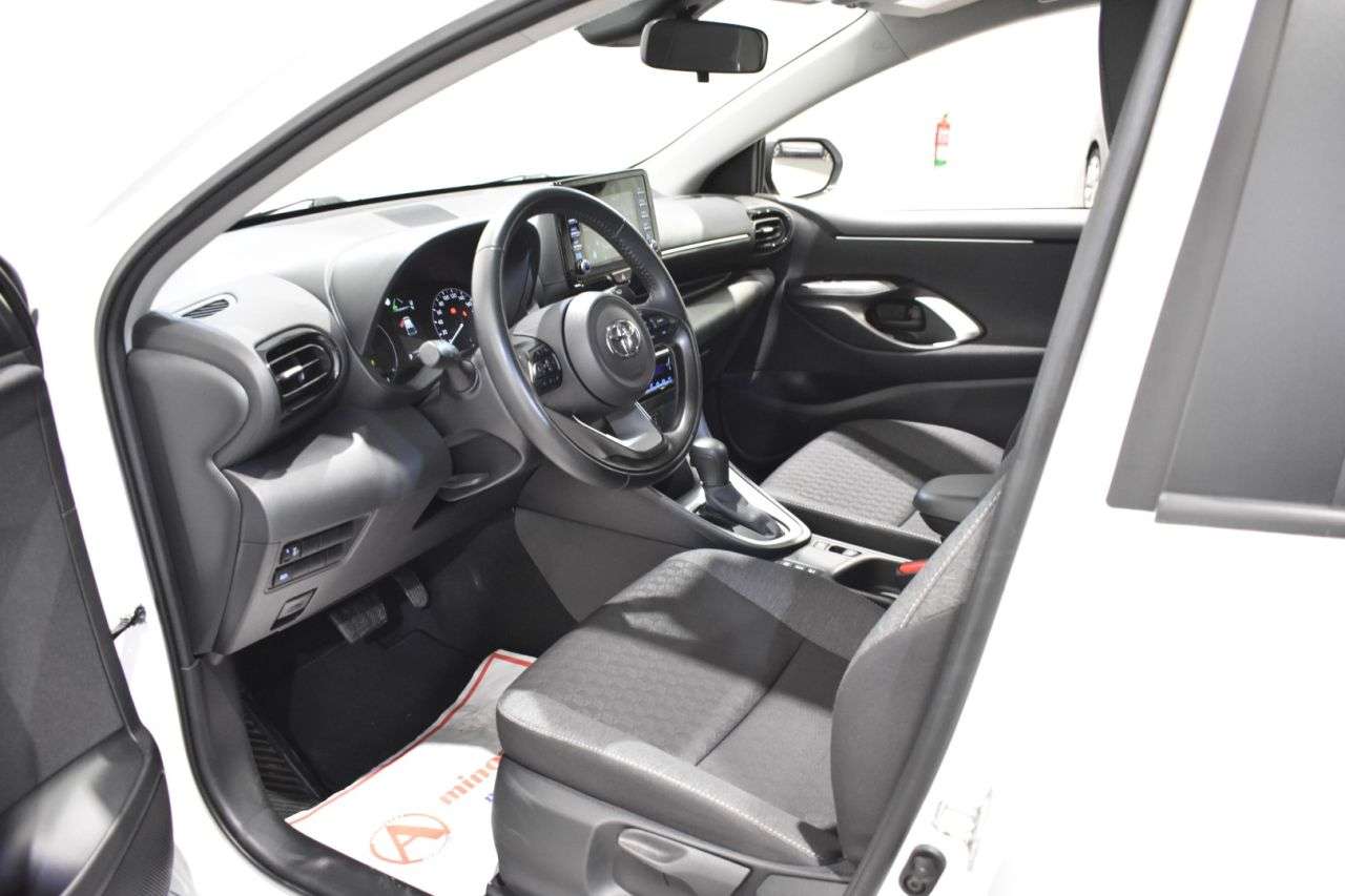 TOYOTA YARIS en Minoautos