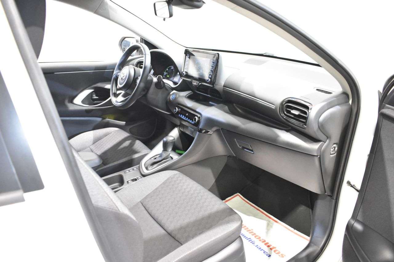 TOYOTA YARIS en Minoautos