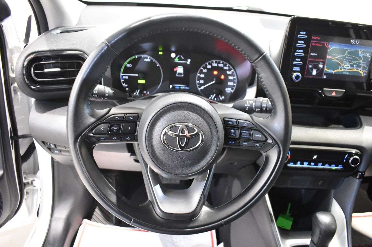 TOYOTA YARIS en Minoautos