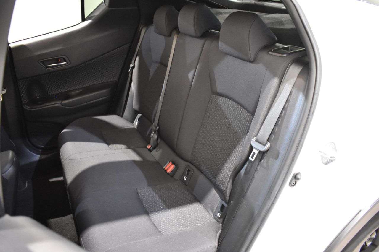 TOYOTA C-HR en Minoautos