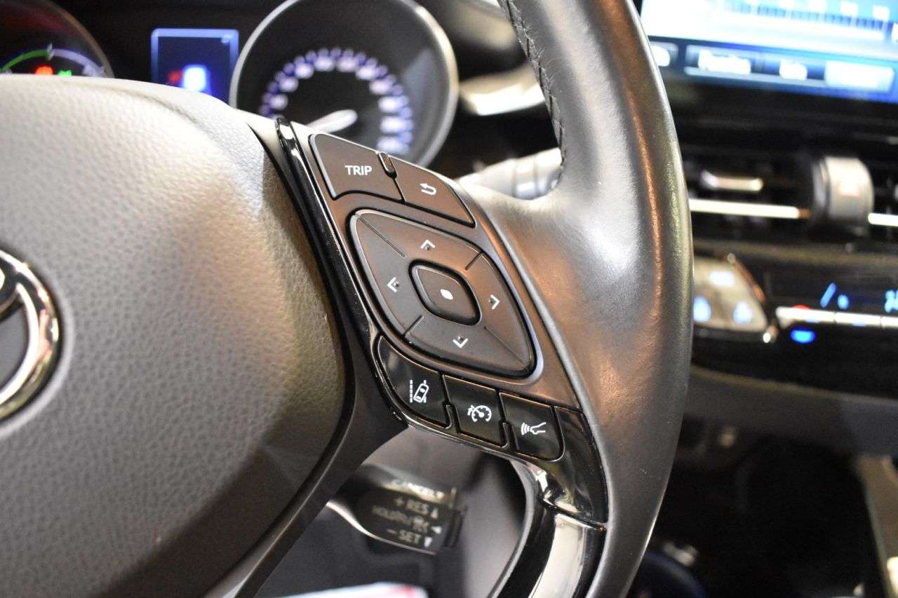 TOYOTA C-HR en Minoautos