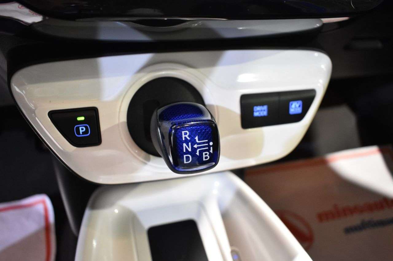 TOYOTA PRIUS en Minoautos