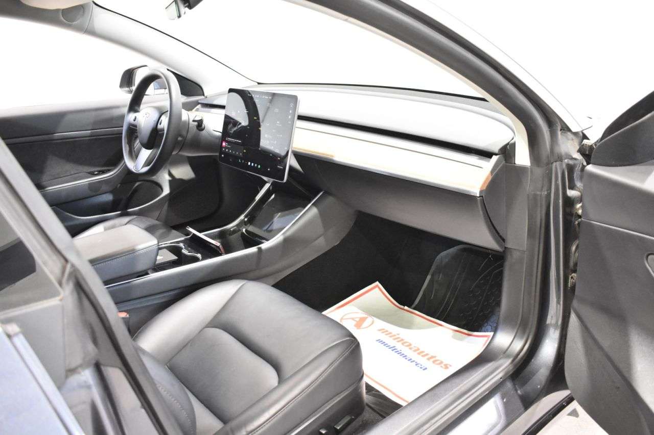 TESLA MODEL 3 en Minoautos