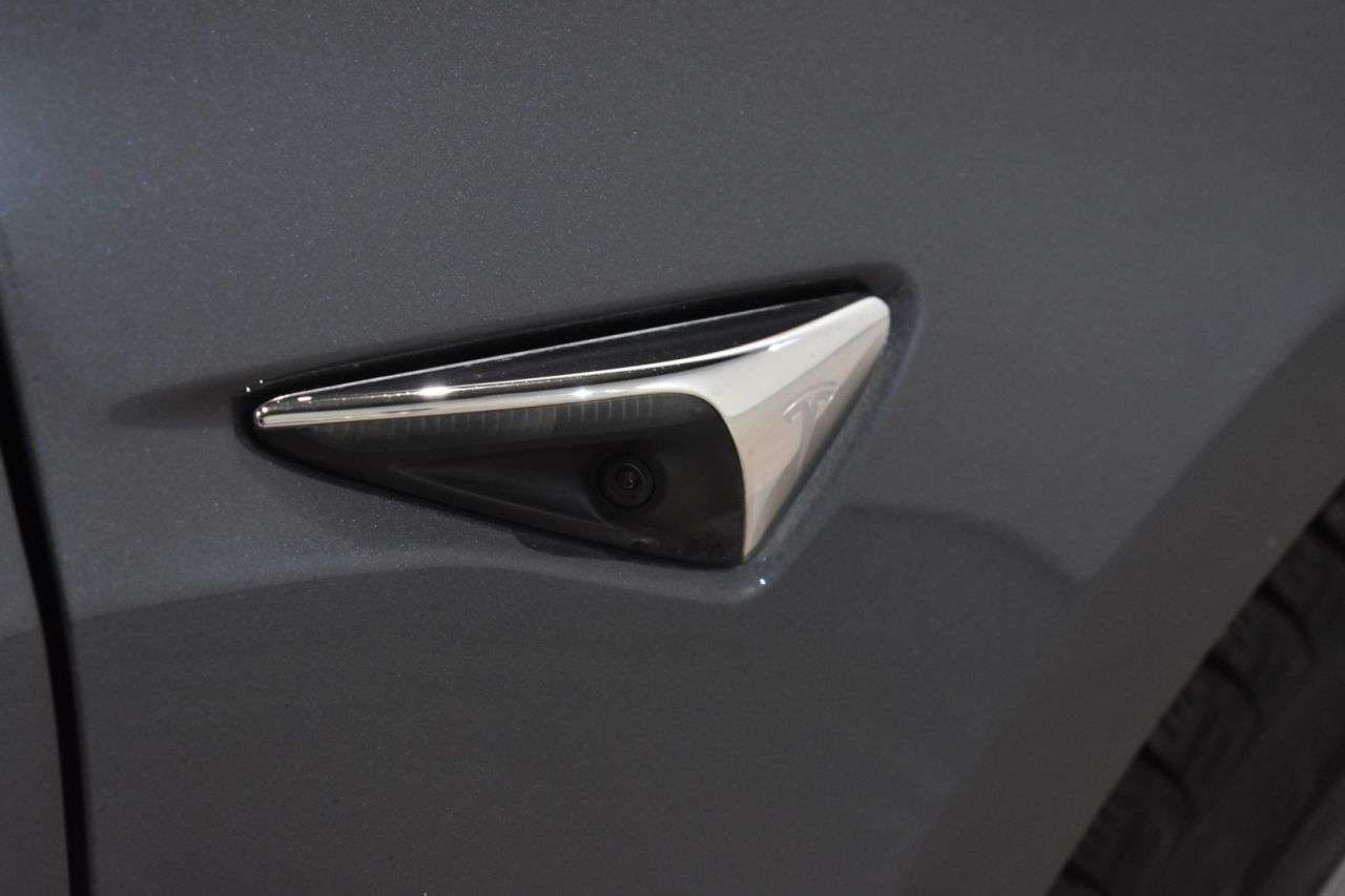 TESLA MODEL 3 en Minoautos