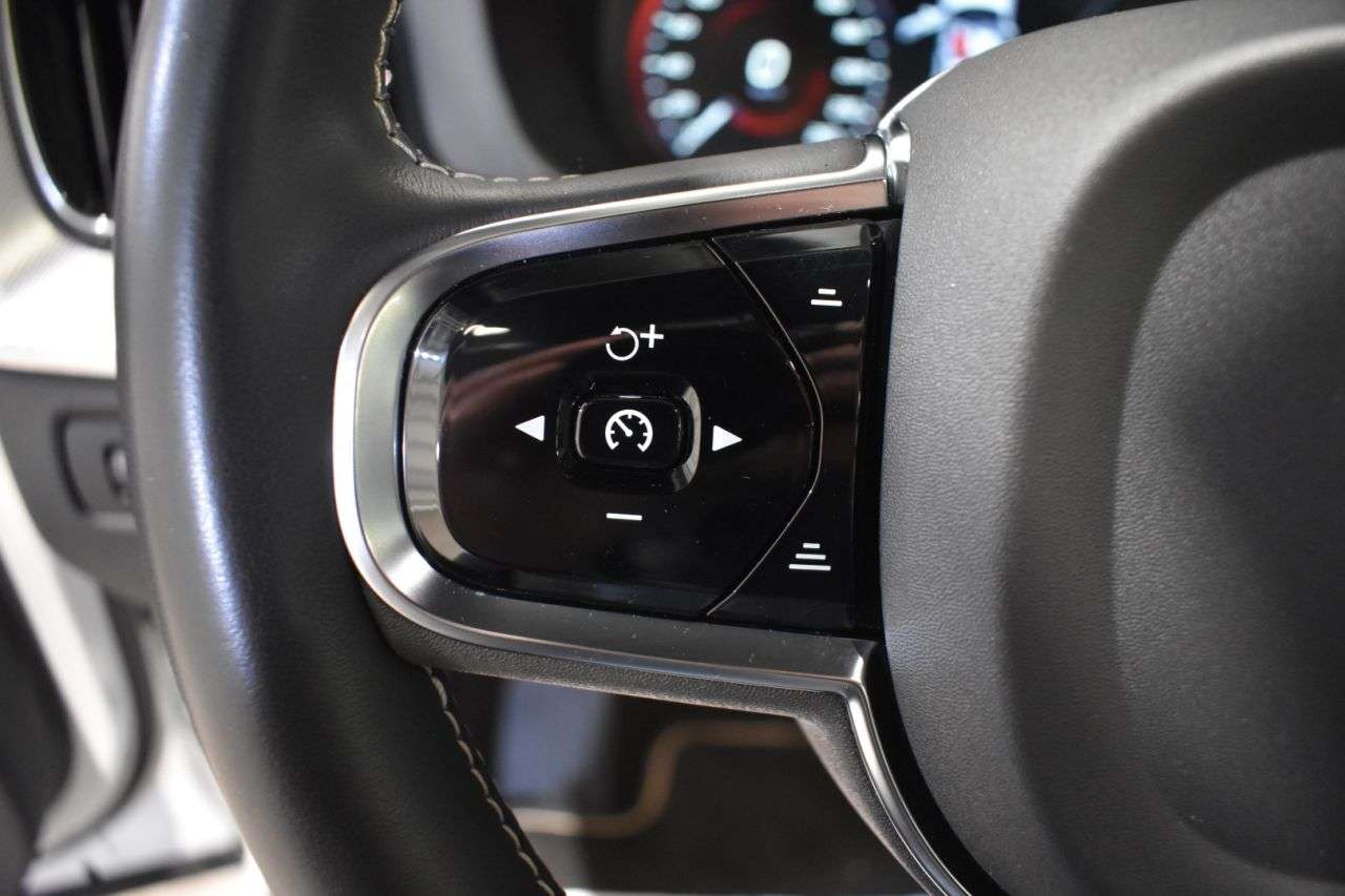 VOLVO XC60 en Minoautos