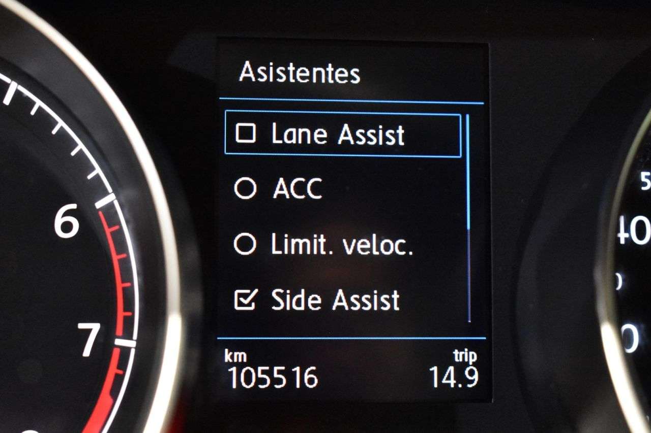 VW TOURAN en Minoautos