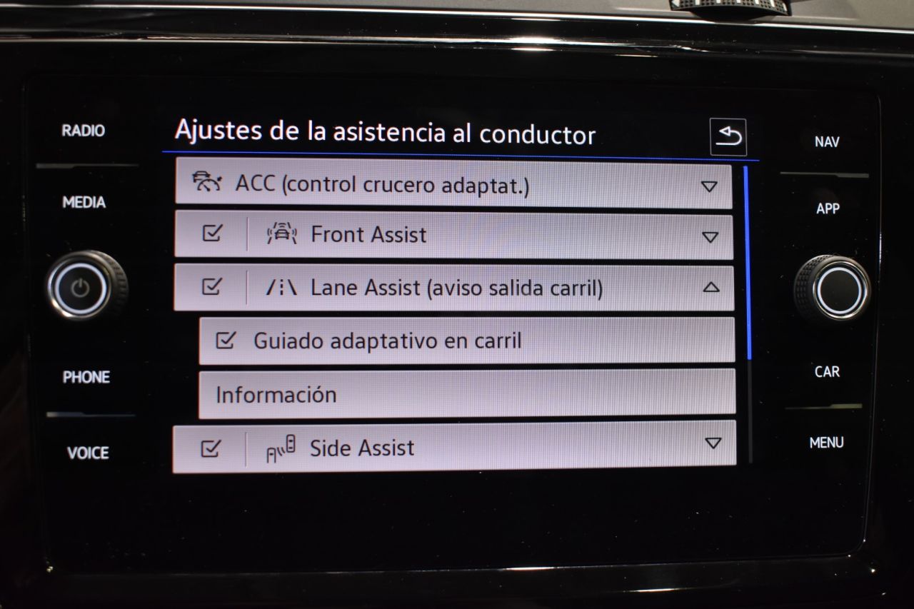 VW TOURAN en Minoautos