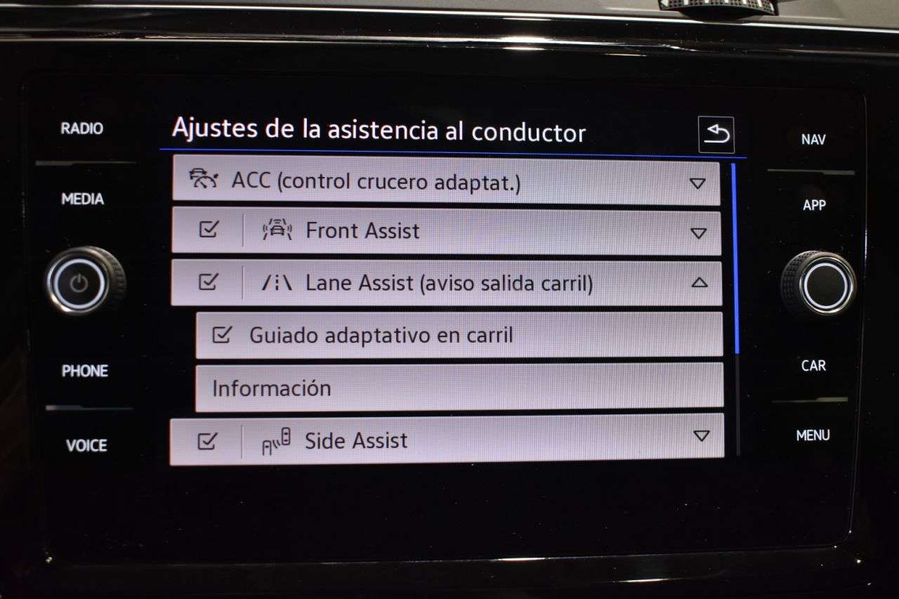 VW TOURAN en Minoautos