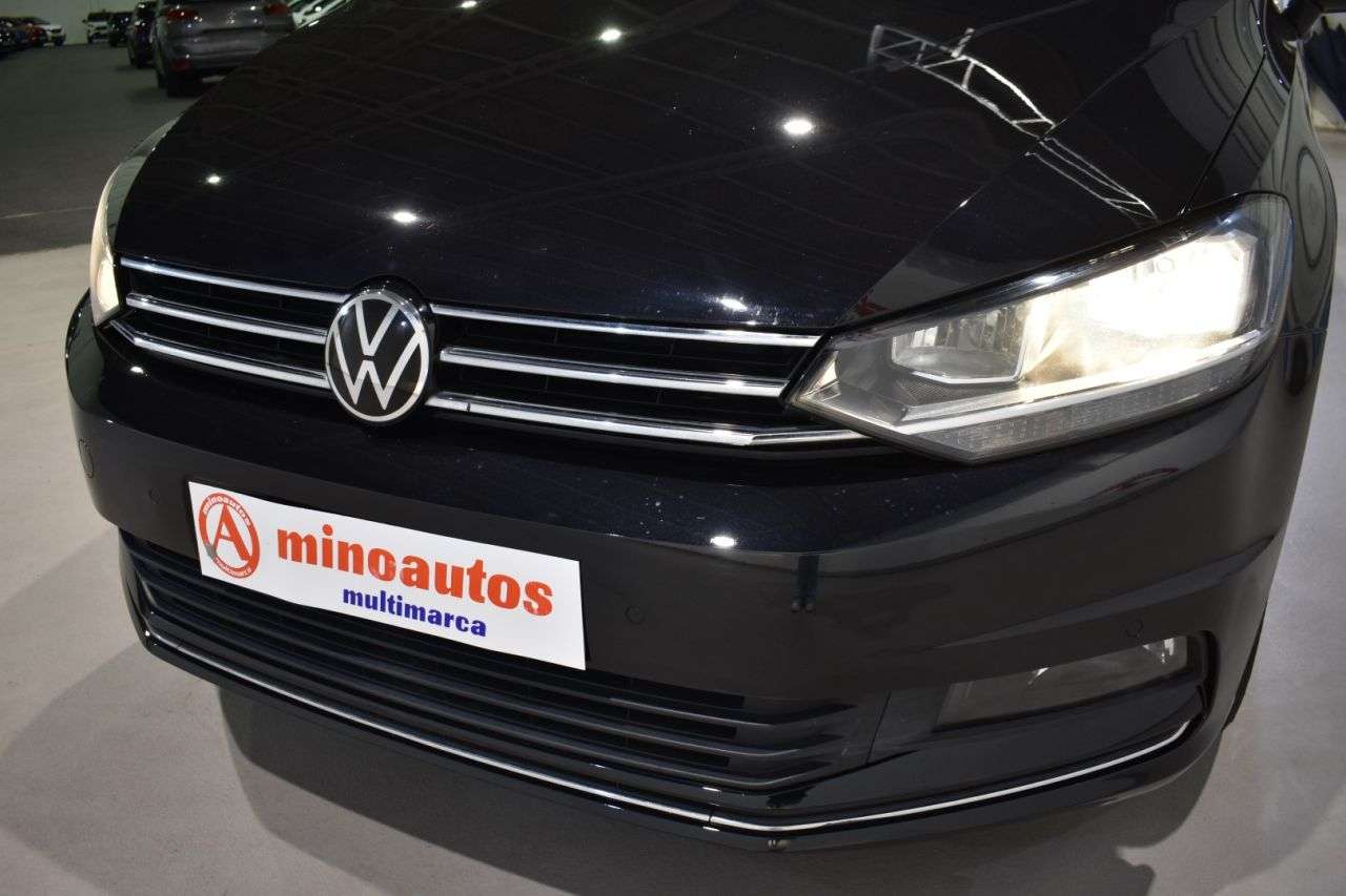 VW TOURAN en Minoautos