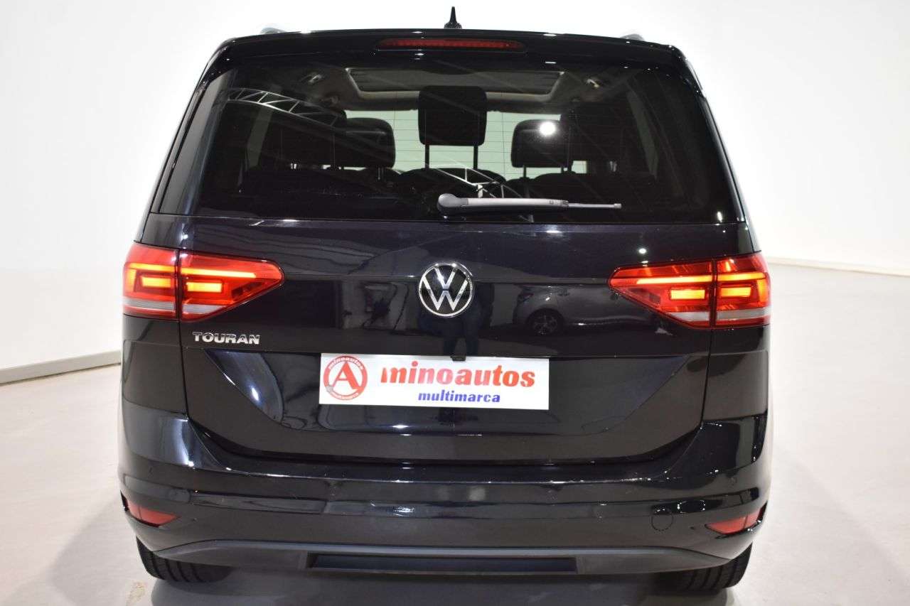 VW TOURAN en Minoautos