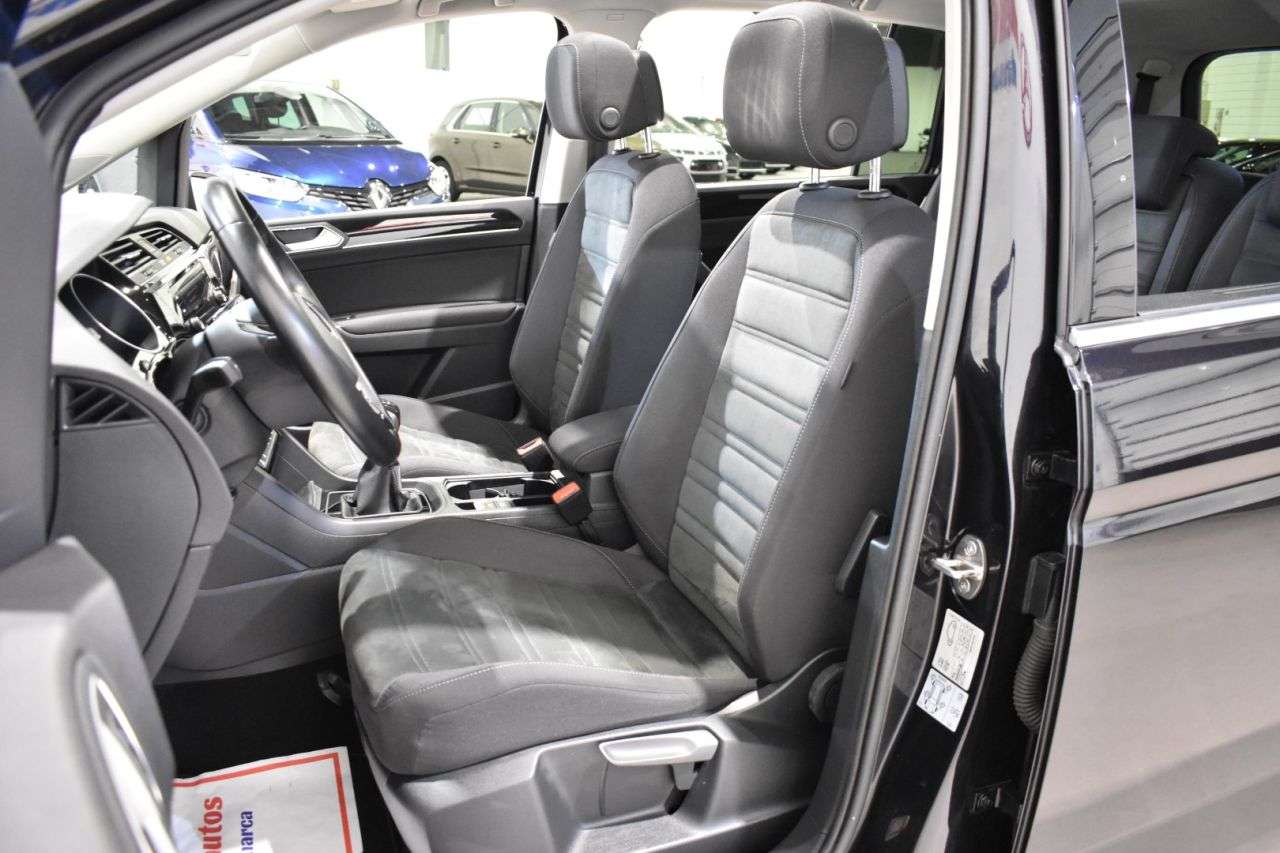 VW TOURAN en Minoautos