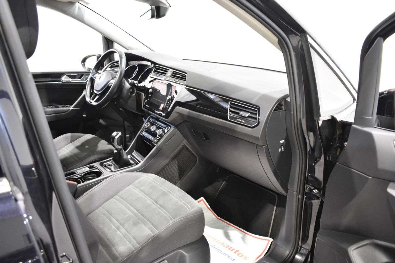 VW TOURAN en Minoautos