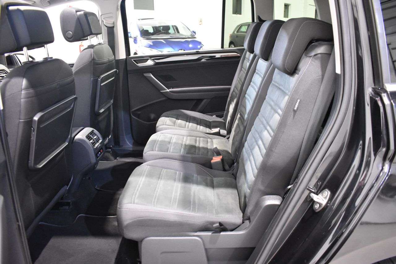 VW TOURAN en Minoautos