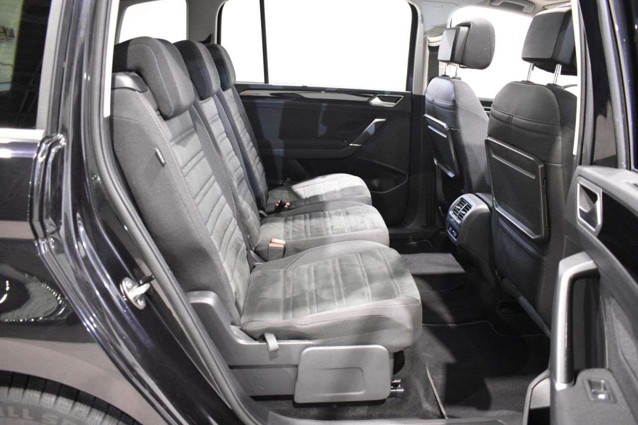 VW TOURAN en Minoautos