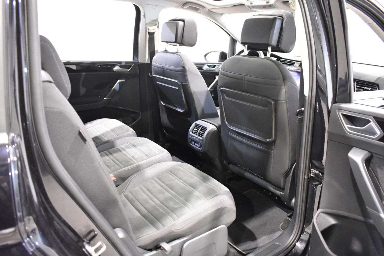 VW TOURAN en Minoautos