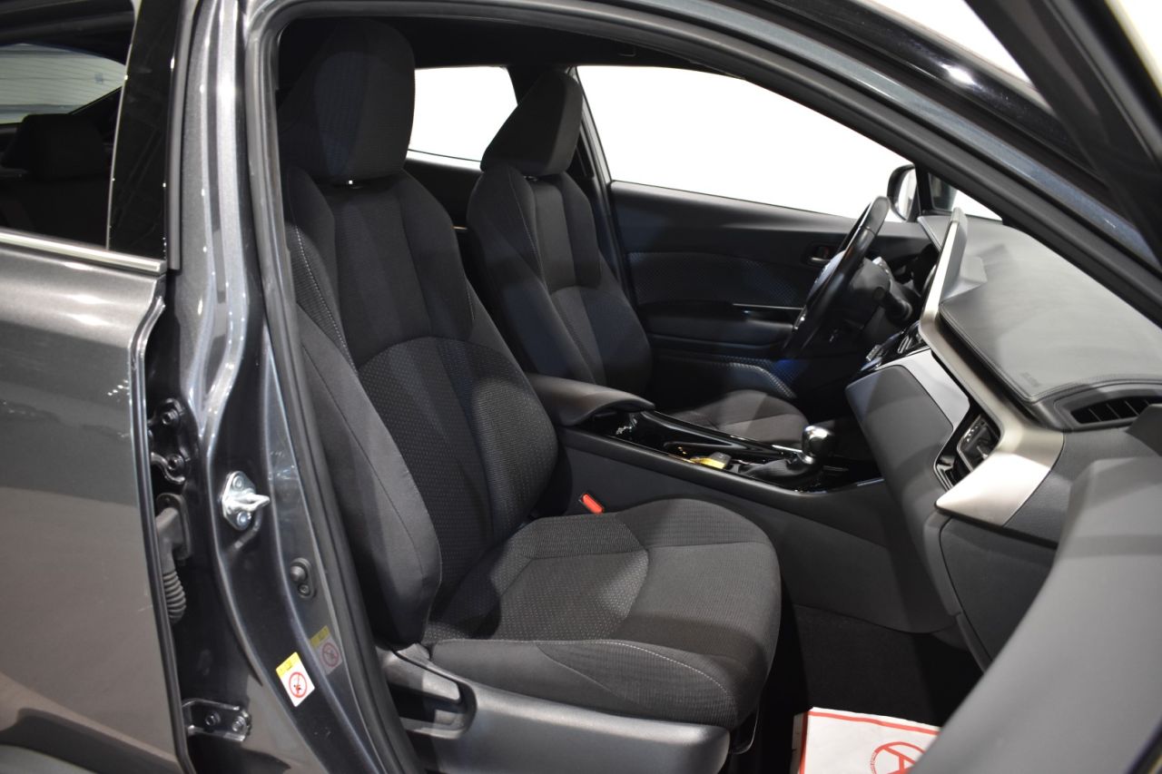 TOYOTA C-HR en Minoautos