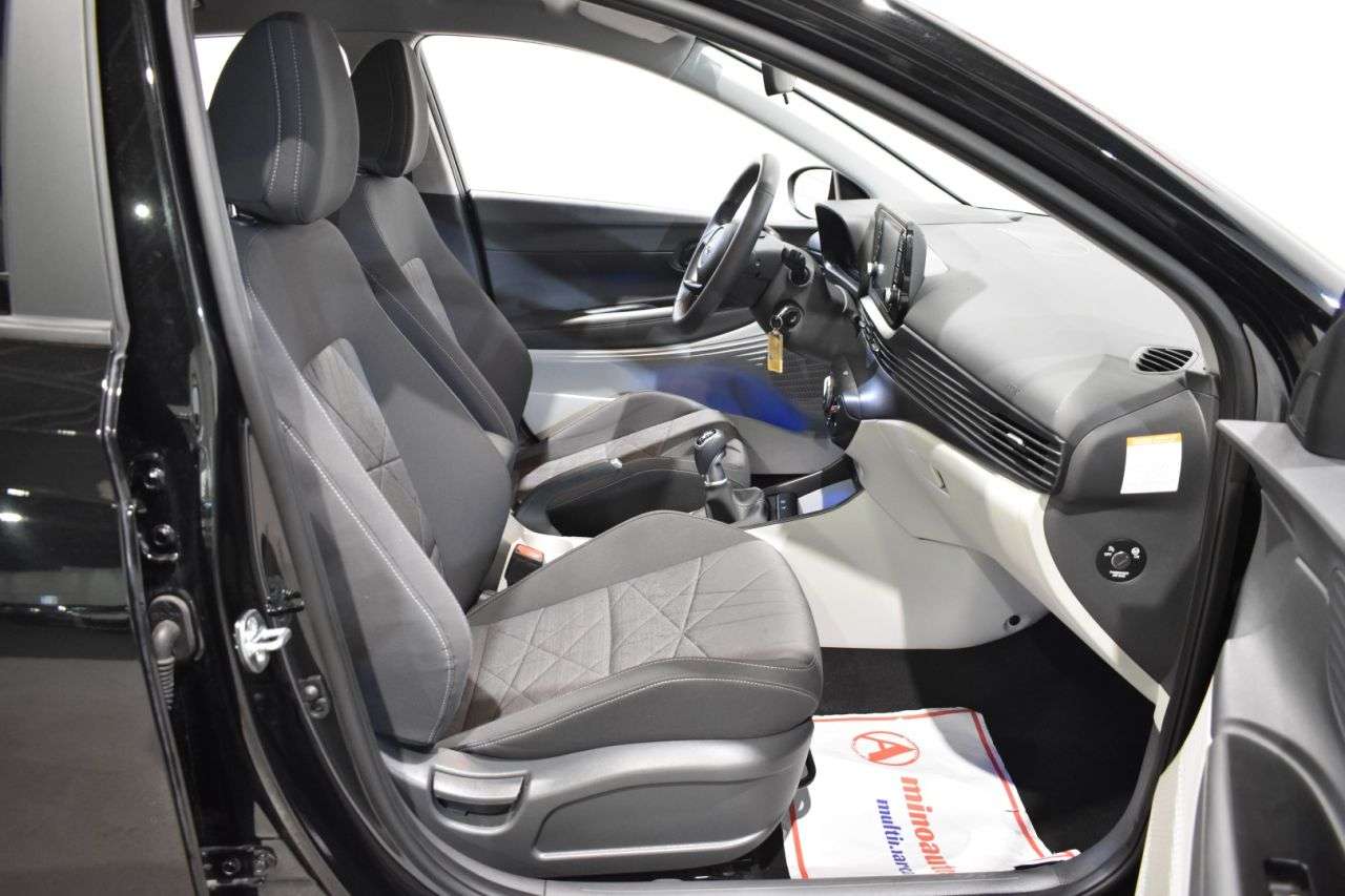 HYUNDAI BAYON en Minoautos