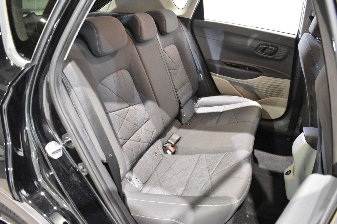 HYUNDAI BAYON en Minoautos