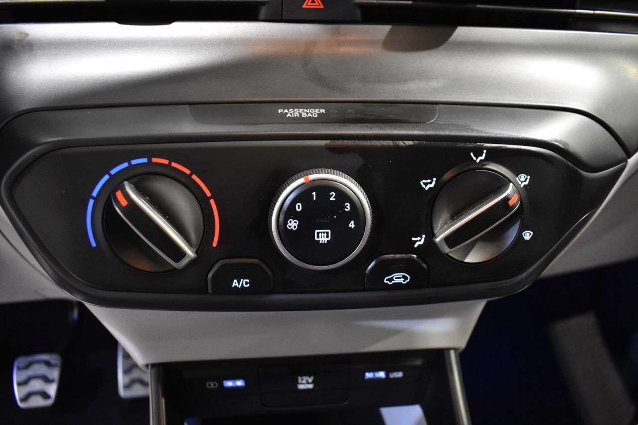 HYUNDAI BAYON en Minoautos