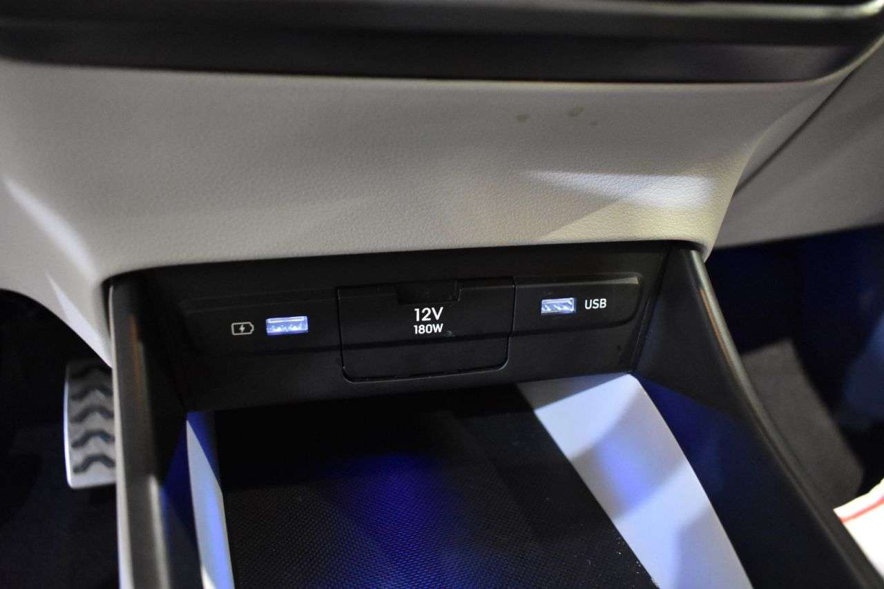 HYUNDAI BAYON en Minoautos