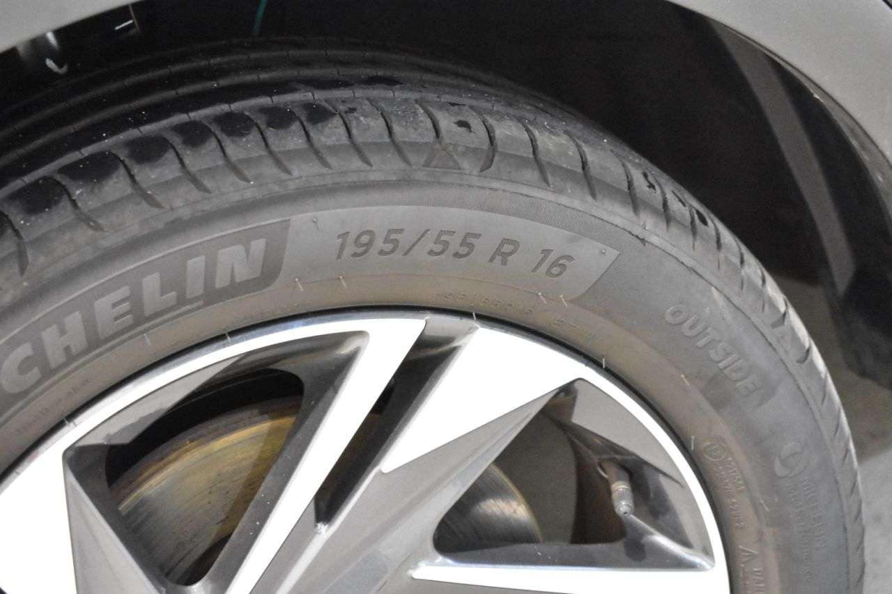 HYUNDAI BAYON en Minoautos