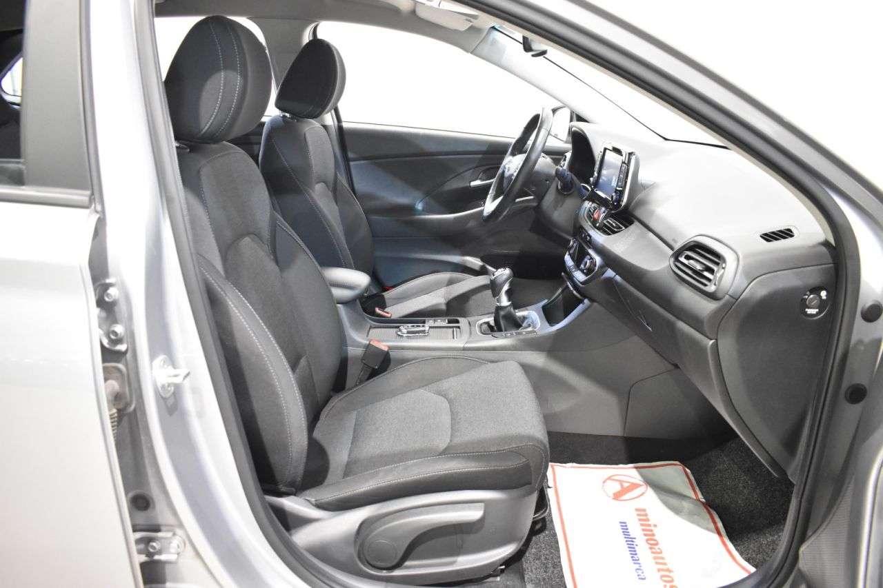 HYUNDAI I30 en Minoautos