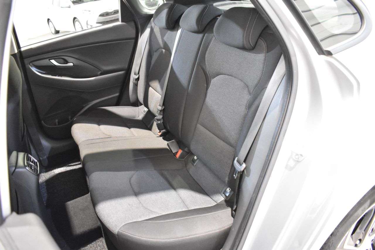 HYUNDAI I30 en Minoautos