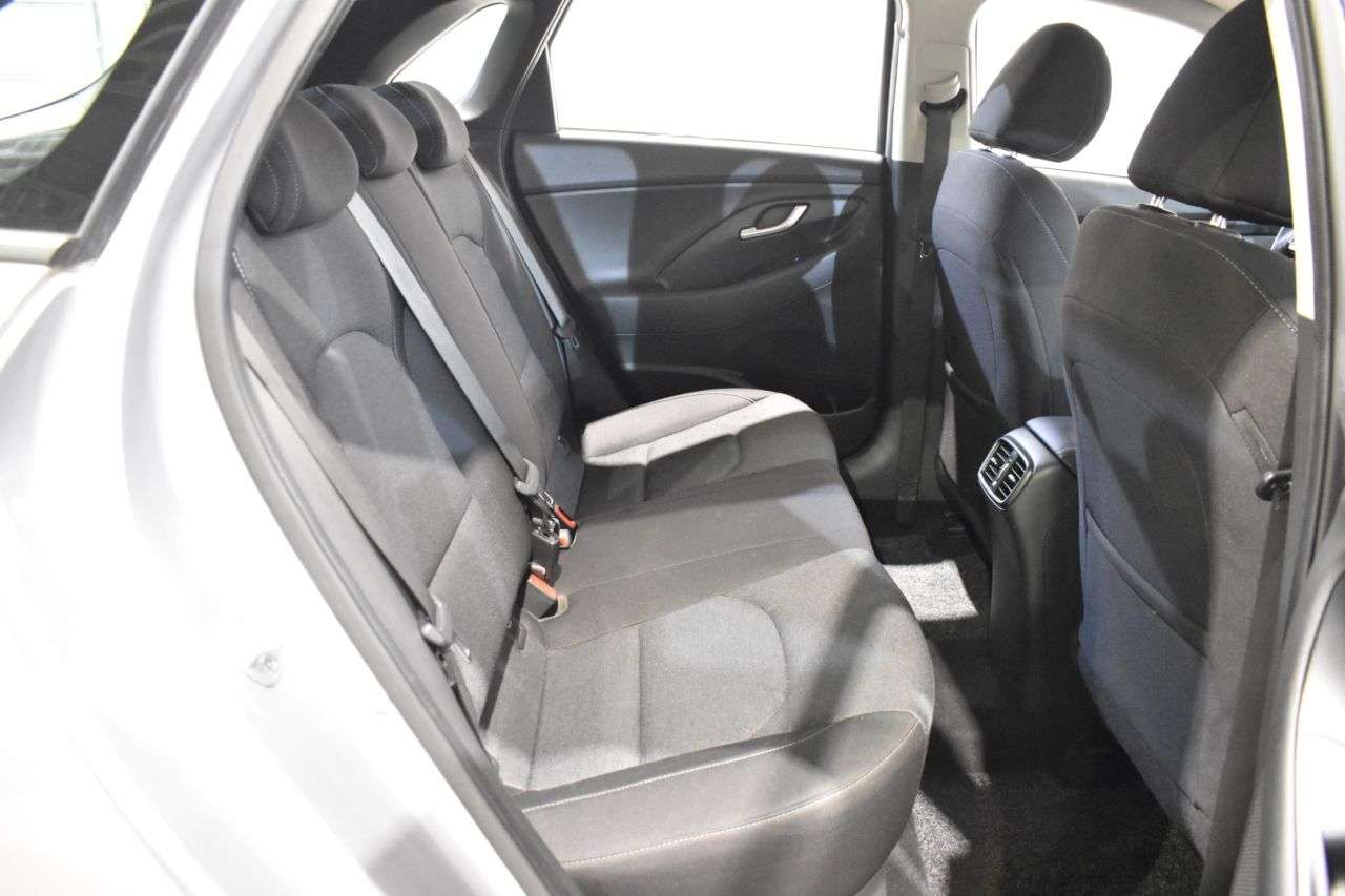 HYUNDAI I30 en Minoautos