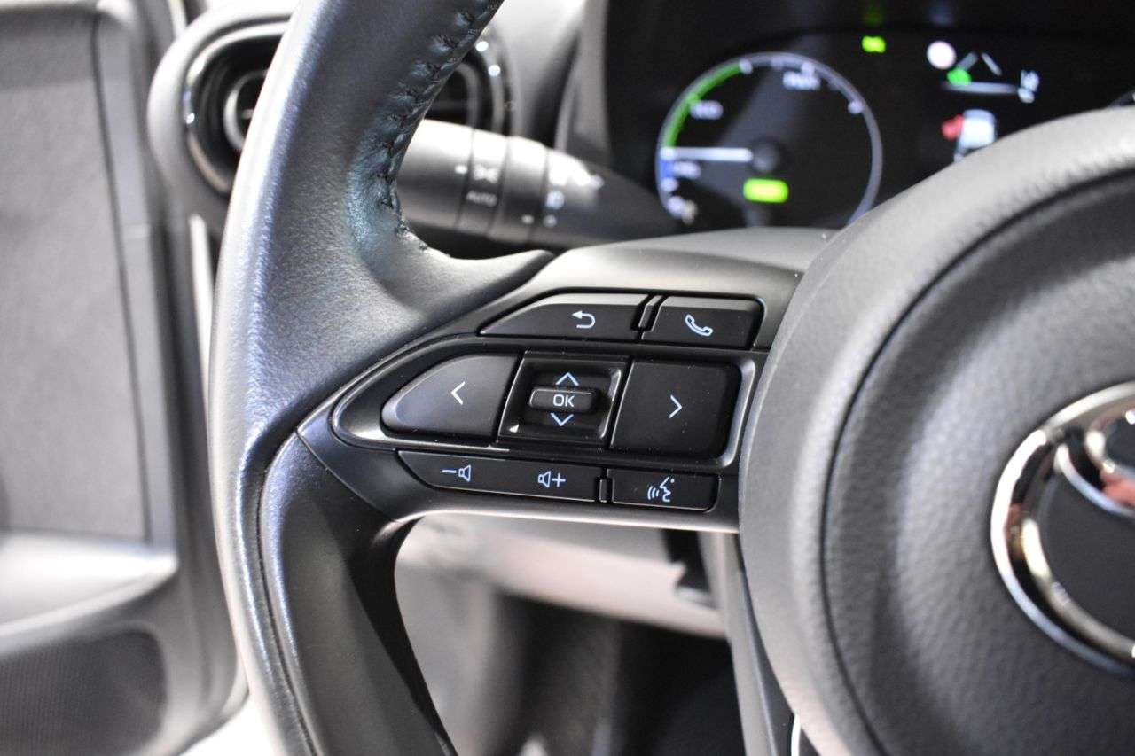 TOYOTA YARIS en Minoautos